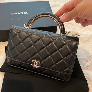Chanel 2022A newest handle woc